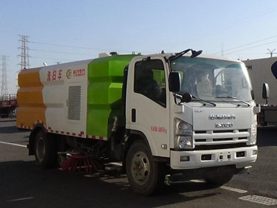 程力威牌CLW5100TXSQ5洗掃車(chē)