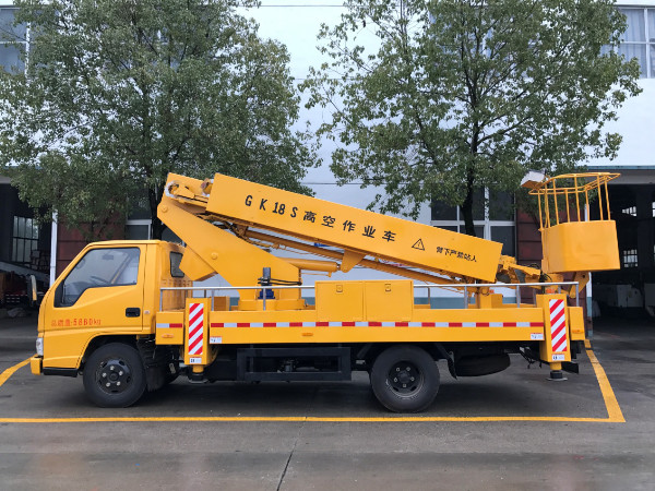 國五江鈴18米伸縮臂高空作業車