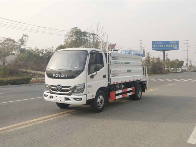 福田時(shí)代5方藍(lán)牌抑塵車