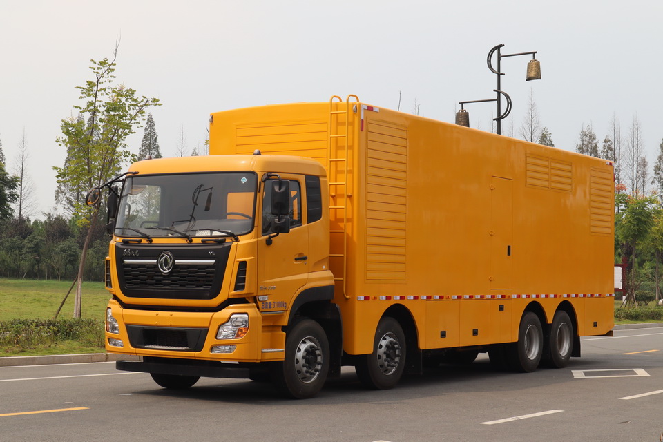 國六東風(fēng)天龍前四后八大型電源車/移動(dòng)電源車